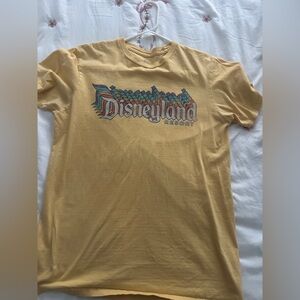 Unisex Disney Yellow Short Sleeve Tee Size M